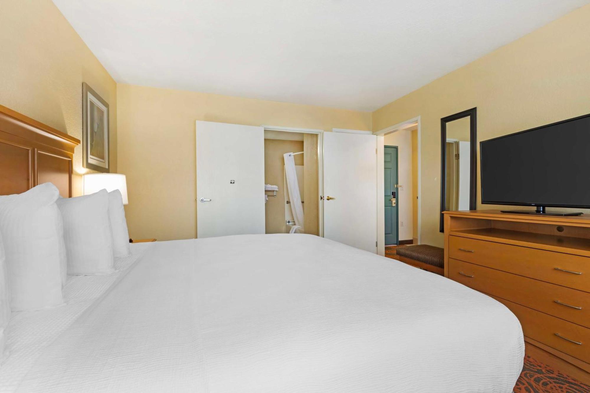 Best Western Plus Waco North Екстер'єр фото
