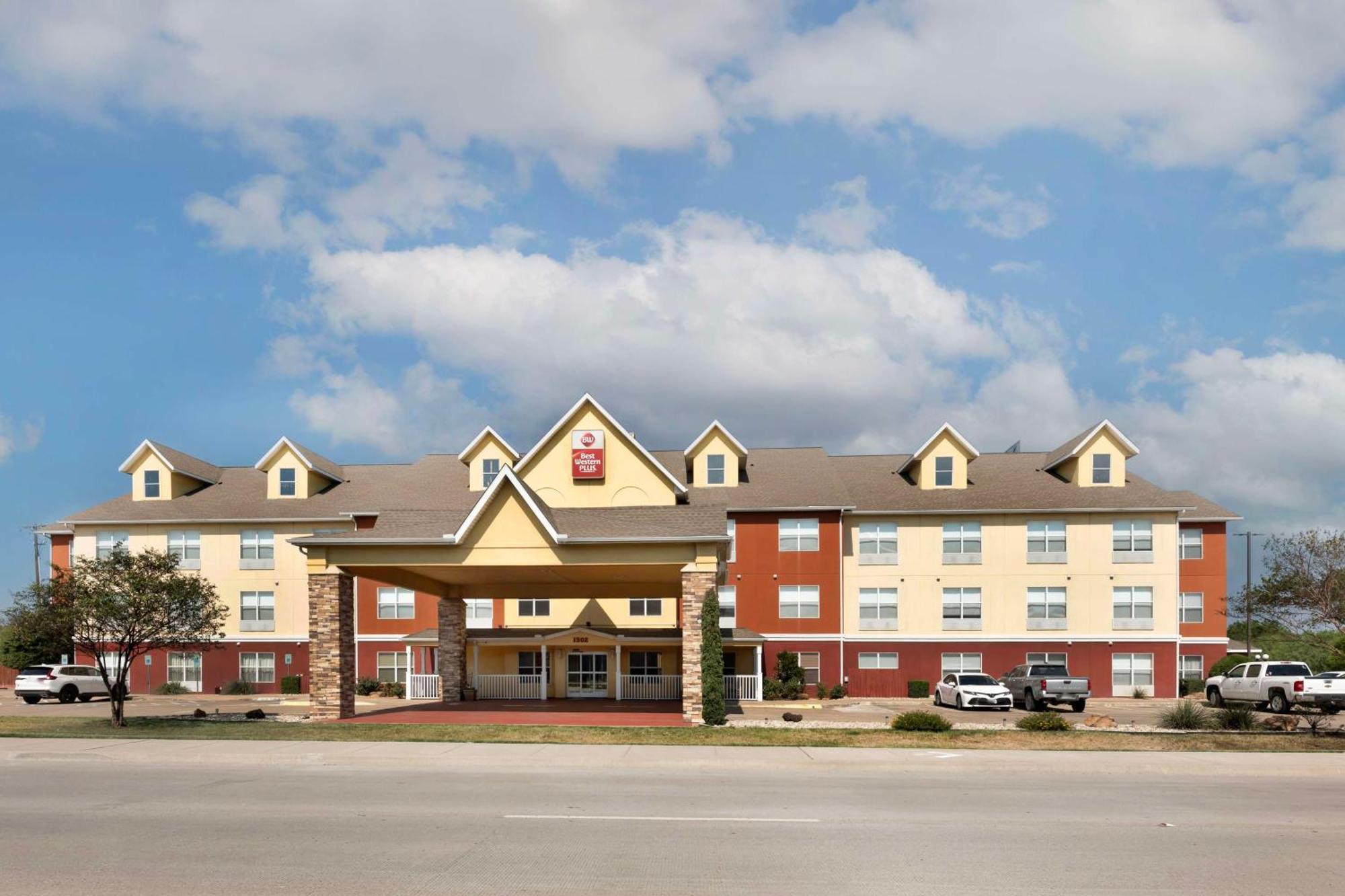 Best Western Plus Waco North Екстер'єр фото