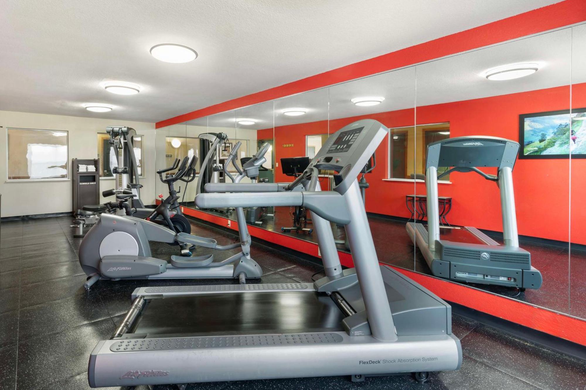 Best Western Plus Waco North Екстер'єр фото