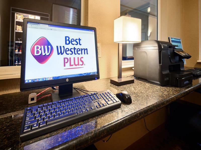 Best Western Plus Waco North Екстер'єр фото